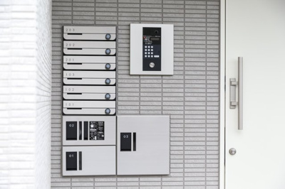 【その他共用部分】 | SPICA津福 | 郵便受けと宅配BOXも付いております。写真は類似です。
