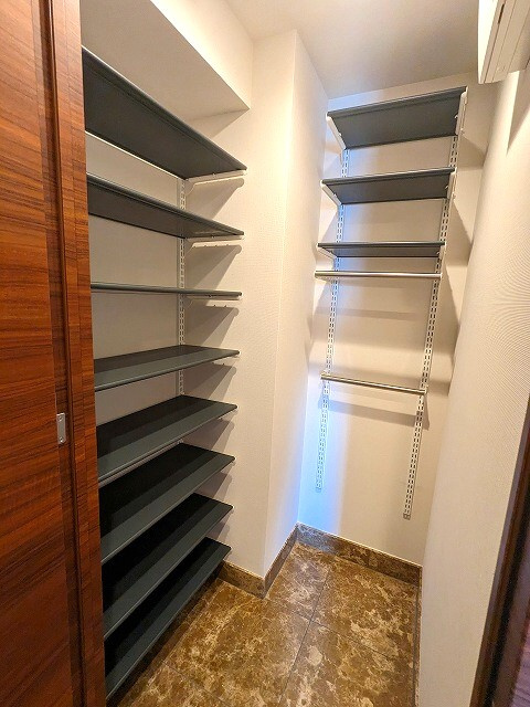 ミリアレジデンス浅草橋の玄関