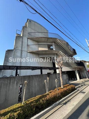 デイグラン武庫之荘の外観|おしゃれな外観です