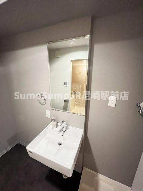 デイグラン武庫之荘の独立洗面台|使いやすい独立洗面台です