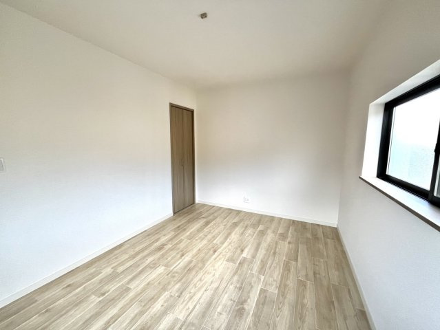 【洋室】 | 洋室も全部屋リフォームしております。