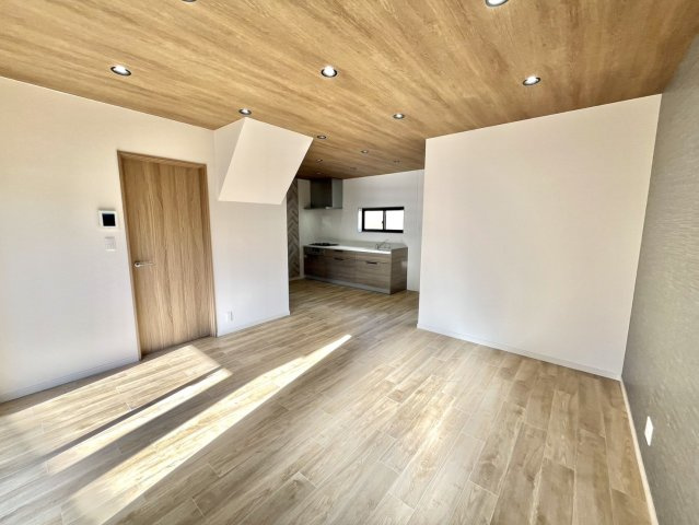 【居間・リビング】