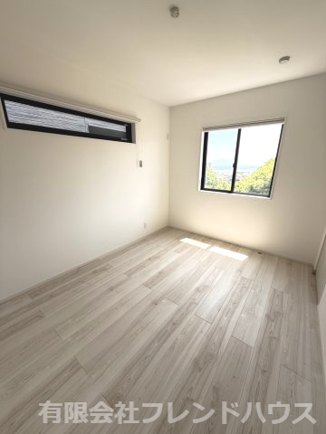 【洋室】 | 阿品台1丁目戸建 | 6.0帖