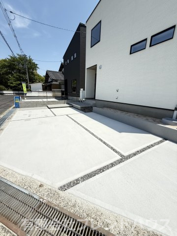 【駐車場】 | 阿品台1丁目戸建