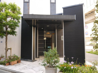 【エントランス】