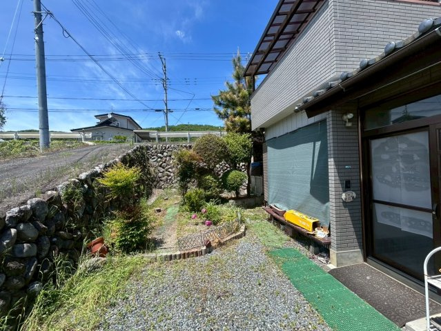 秩父市寺尾中古住宅の庭