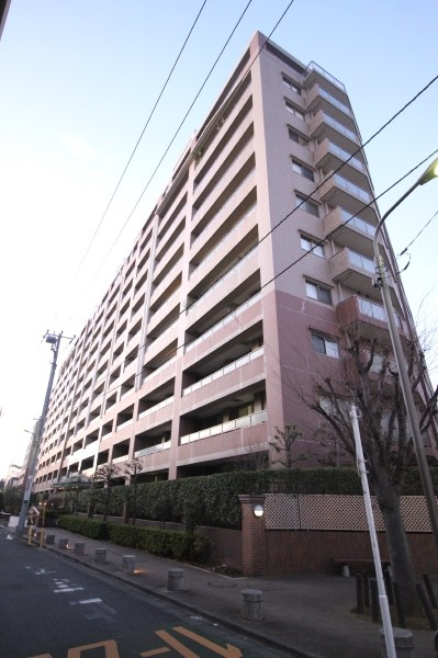 エムステージ・イースティア