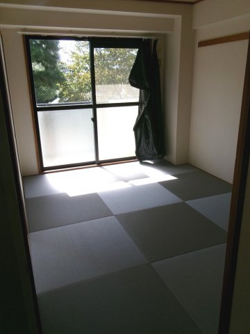 ステイツ明石大久保の和室