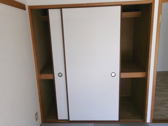 ステイツ明石大久保の収納