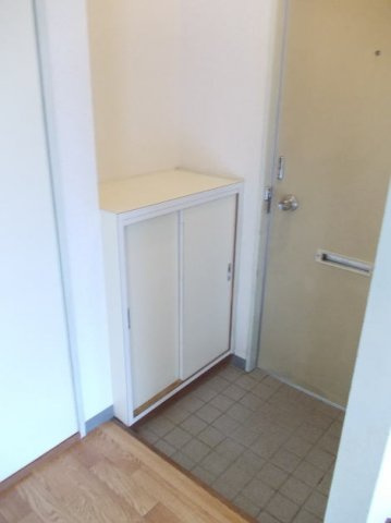 長浜ハイツの玄関