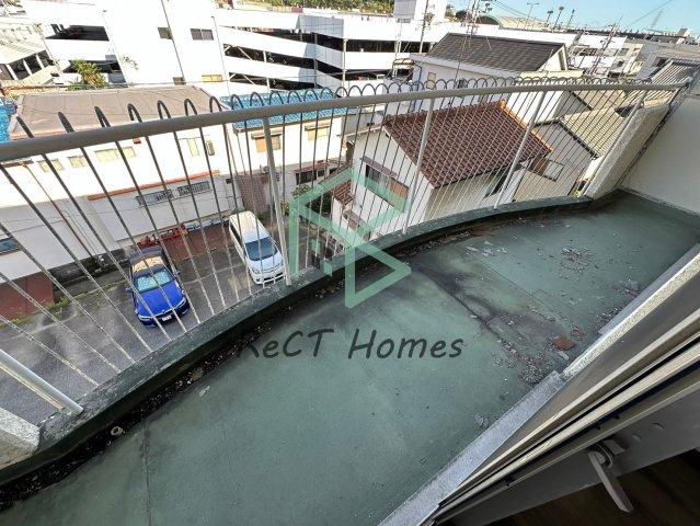 シャトーマキのバルコニー