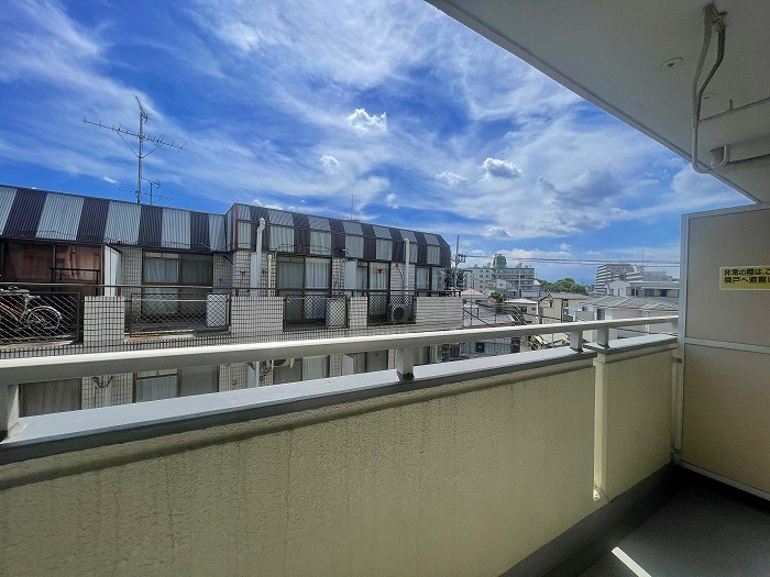 東村山市栄町２丁目の中古マンションのバルコニー