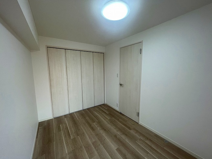 東村山市栄町２丁目の中古マンションの洋室