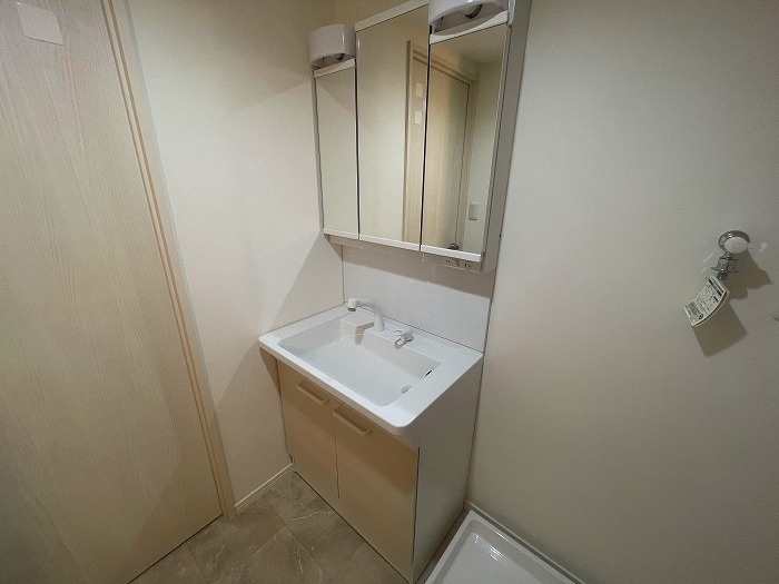 東村山市栄町２丁目の中古マンションの独立洗面台