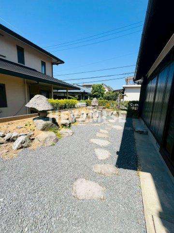 長崎市かき道2丁目戸建の庭