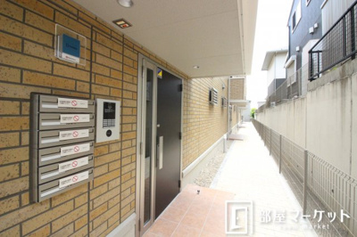 【エントランス】 | カーサフェリーチェＥ