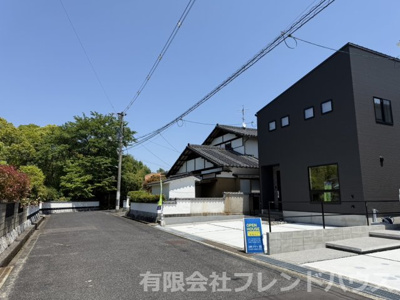 【前面道路含む現地写真】 | 阿品台1丁目戸建