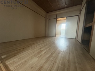 洋室へリノベーション済みです