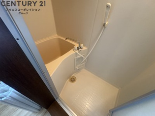 お風呂トイレ別のセパレートタイプです