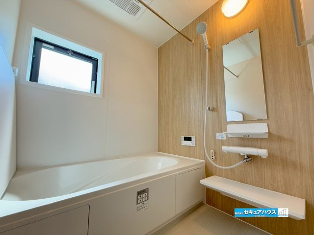 【今からでもご案内可能】豊明市前後町仙人塚I 全3棟 Ctypeの浴室|Ctype｜足を伸ばしてゆったりできる1616サイズの浴槽※浴室乾燥暖房機能付き