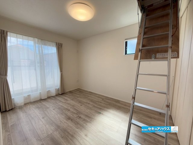 【今からでもご案内可能】豊明市前後町仙人塚I 全3棟 Ctypeの洋室|Ctype　2階居室