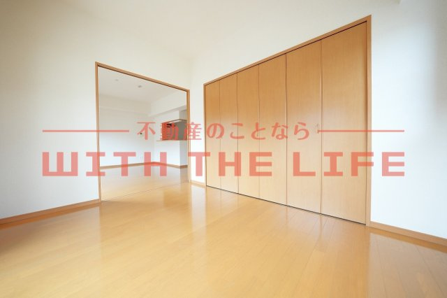 グランドゥール【10,000円キャッシュバック対象物件】の洋室|使い勝手のいい洋室です