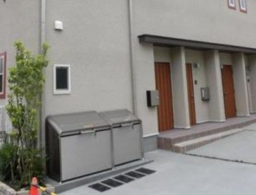 エーブハウスのエントランス