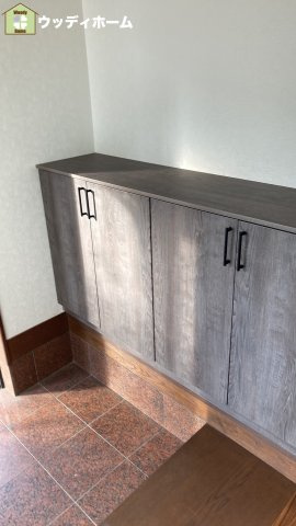 越谷市大道　中古一戸建ての玄関