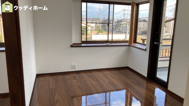 越谷市大道　中古一戸建ての寝室