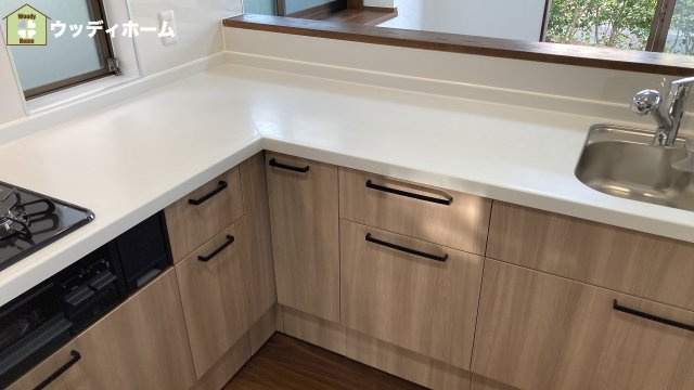 越谷市大道　中古一戸建てのキッチン