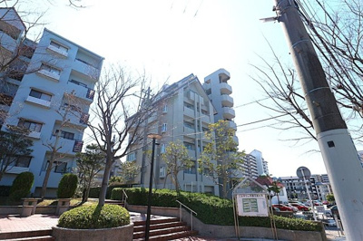 【外観】 | エルタウン学園2　102号棟　仲介手数料半額！ | 外観もきれいです