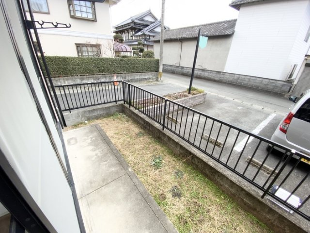 レジデンス'95　A棟の庭