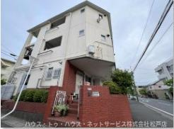 フラワーハイツの外観