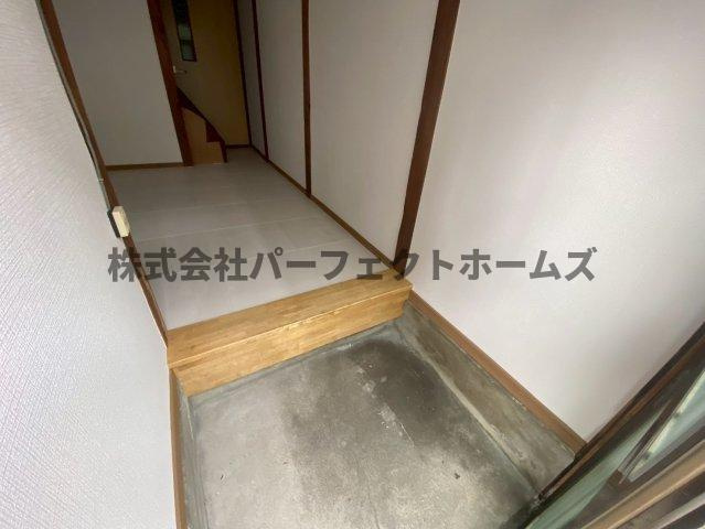 渚東町テラスハウスの玄関|毎日通る玄関はこちらです