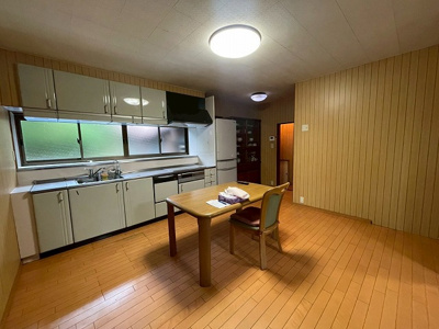 【居間・リビング】 | 八幡貸家