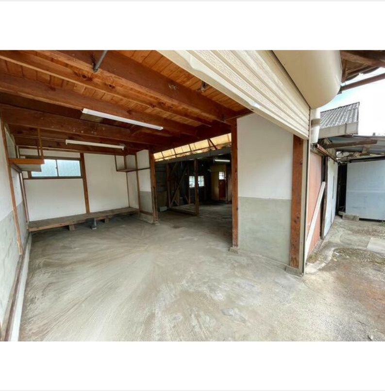 奈良市下狭川町の駐車場