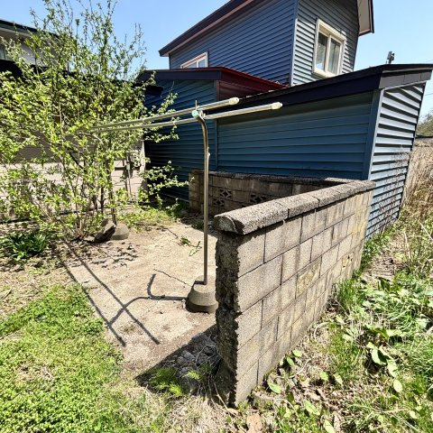 室蘭市祝津町2丁目5-10戸建ての庭