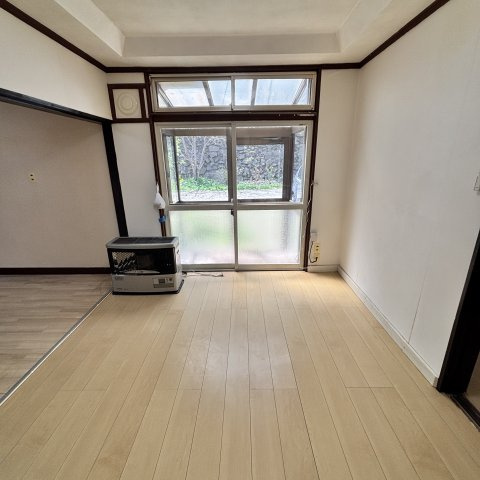 室蘭市祝津町2丁目5-10戸建ての居間・リビング