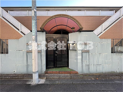 【エントランス】 | ハウス松園 | 102・202・103・203・104・204号室　メールBOX