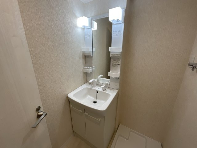 【洗面所】 | ラ・ポルテ藤原台 | 使いやすい洗面所です