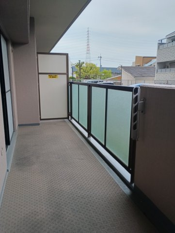 グランドメゾン四條畷のバルコニー