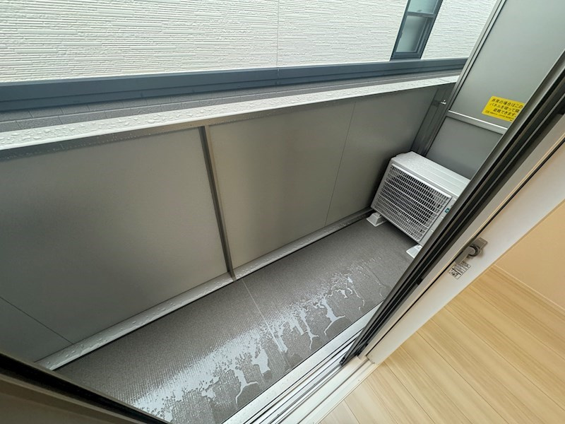 Zenisのバルコニー