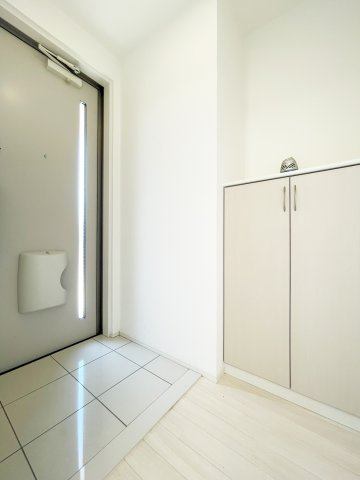 ヴィクトワールの玄関