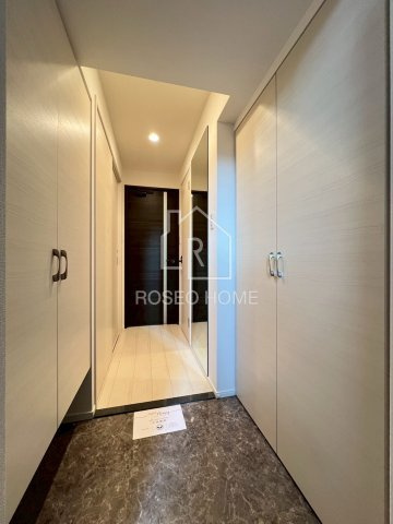 レオンコンフォート本町東llの玄関