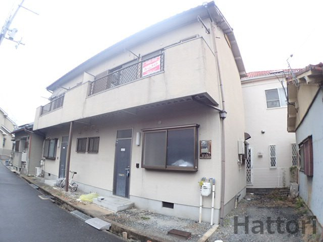 原町２階建貸家の外観