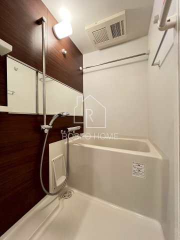 レオンコンフォート本町東llの浴室