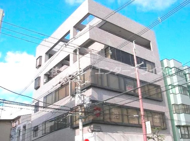 柴田ビルの外観