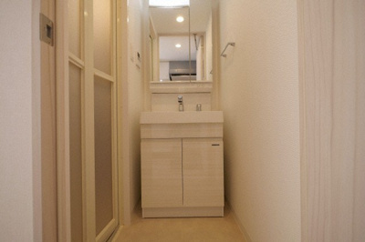 【独立洗面台】 | S-RESIDENCE都島Elegant | 朝の身支度には欠かせない独立洗面化粧台