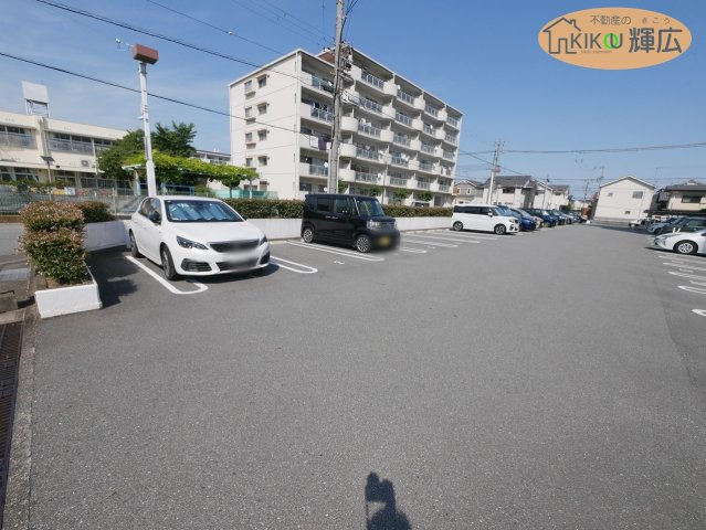 第五恵美酒マンション　3階の駐車場