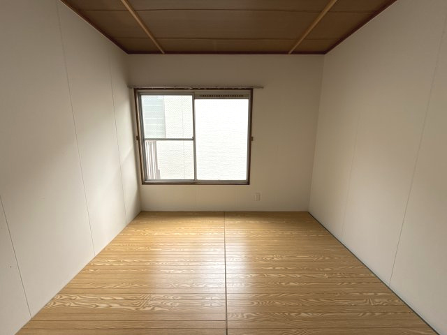 フジイコーポの居間・リビング